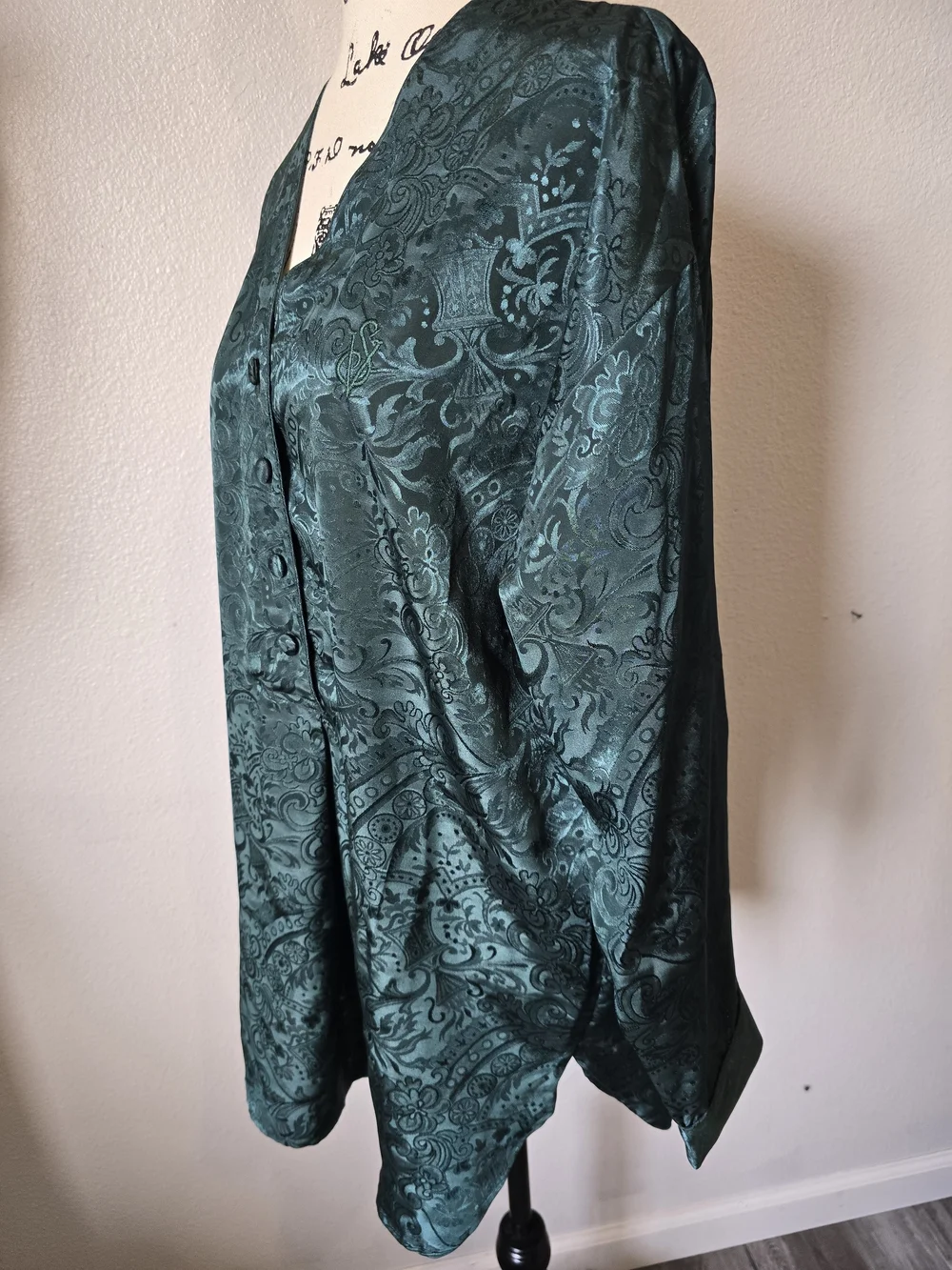 Vintage Victorias Secret Gold Label Oversized Satin Nightshirt Long Sleeve, M